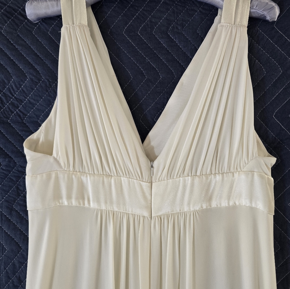 Woman's Wedding Dress - Picture 4 of 5